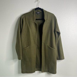 ✨EXPRESS-Olive green jacket. Soft jacket almost similar to cardigan. Great condi